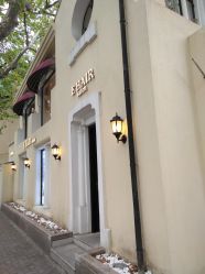-e hair salon