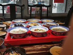 -蓝田九大碗民俗食府(蓝田店)