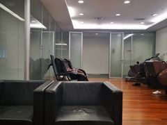 -北京鹏龙大道奔驰4S店(纪家庙店)