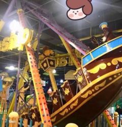 -维佳童话镇演出现场(徐东店)