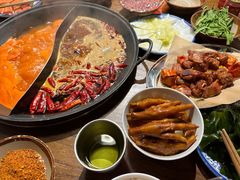 -萍姐火锅·公路夜市(武汉首店)