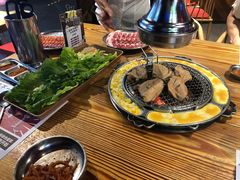 -青瓦炭韩潮烤肉(花园道店)