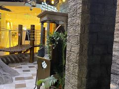 -暴风岛沉浸式体验馆(百联世纪店)