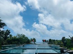 -亚龙湾喜来登·美景台大堂吧