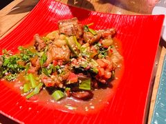 -月亮眼花园餐厅书吧酒吧