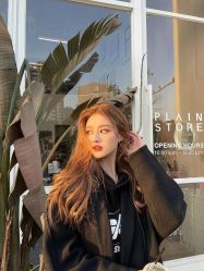 -In Style Hair Salon