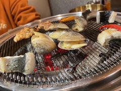 -围炉肉舍•炭烤活鳗•丹东海鲜烤肉(步行街店)