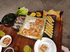 -乡土黄·鲜牛肉火锅·小龙虾(兴业街店)