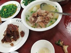 -荣生萝卜汤饭店