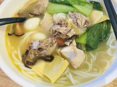 -蒙自源米线大王(花园城商场店)