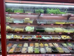 零售区-小蛮椒麻辣烫·麻辣拌(青浦宝龙店)