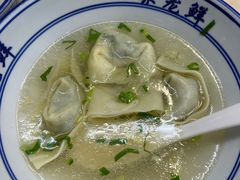 荠菜鲜肉馄饨-聚笼鲜美食(凤凰街店)