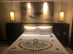 -三亚湾海居铂尔曼度假酒店