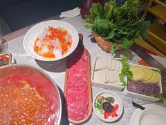 -野山舂·贵州现舂酸汤牛肉(民生路店)
