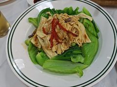 -明本湛江鸡•海鲜小厨(陈家祠店)