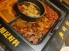 -老牌坊云南鱼豆花火锅(哈西万达店)