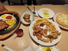 -菲滋意式餐厅(富阳东方茂店)