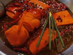 红锅-丙申臺火锅