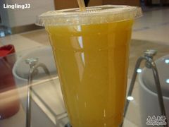芒果+雪梨-Jazcu珍仕菓鲜榨果汁(西单大悦城店)