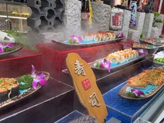 -四囍码头海鲜烧烤自助火锅(外滩南京东路悦荟广场店)