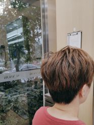 -首脑美发沙龙