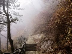 -罗田薄刀峰风景区