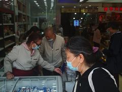 等位区-真老大房鲜肉月饼(南京路步行街店)