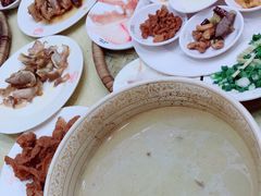 -桥香园云南过桥米线(金马碧鸡店)