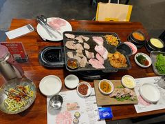 -Dombe豚(黑猪肉街店)