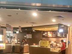 门面-麦当劳(广州新港东路第二分店)