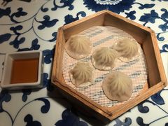 鸡汁杭州小笼包-桂满陇天书(南京德基旗舰店)