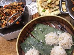 -黄泥岗·地道湖北菜(奥特莱斯店)