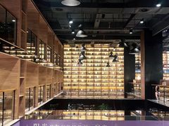 -半山书局(新世纪商城店)
