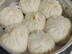 -爱的果实月嫂育婴师(世纪东方店)