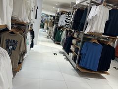 -优衣库(北京万柳华联购物中心店)