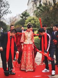 -MANLI BRIDAL婚纱