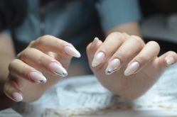 -AKIRA 安久日式美甲美睫