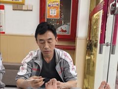 -郑远元专业修脚房(国顺东路店)