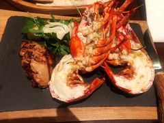 碳烤整只龙虾-恰餐厅及酒吧 CHAR Bar & Grill (北京丽都皇冠假日店)