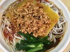 凉米线-洪记凉米线(新兴路店)
