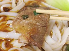 -双燕楼·手工馄饨·汤面小吃(世纪汇店)