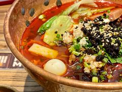 -成都你六姐·牛肉冒菜(上海环宇荟店)