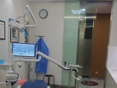 -雅悦齿科(顾村公园店)