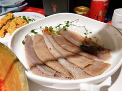 极品翻江鲜毛肚-小龙翻大江文化火锅(宽窄店)
