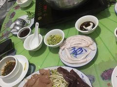 -华哥新鲜猪精品美食