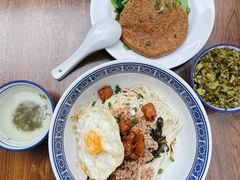 辣肉面-沪西老弄堂面馆(定西路店)