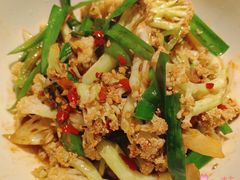 -味上湘菜馆(岳麓山店)