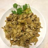 东北纯野生的小黄蘑菇炒肉