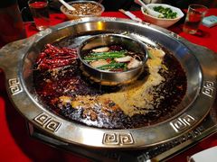 -山城年华老火锅(玉林店)