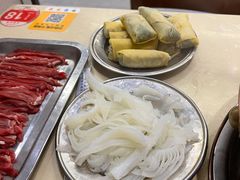 -月圆火锅(宁海东路二店)